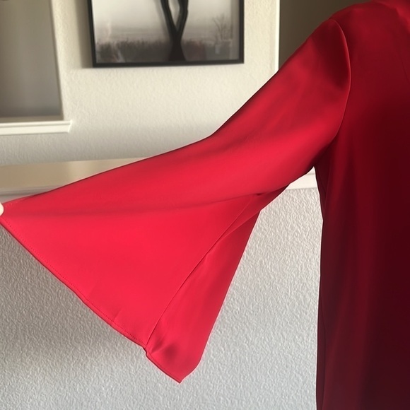 Beautiful Red Chico’s Blouse - Never Worn - Chico’s Size 1 / Medium - Picture 3 of 8